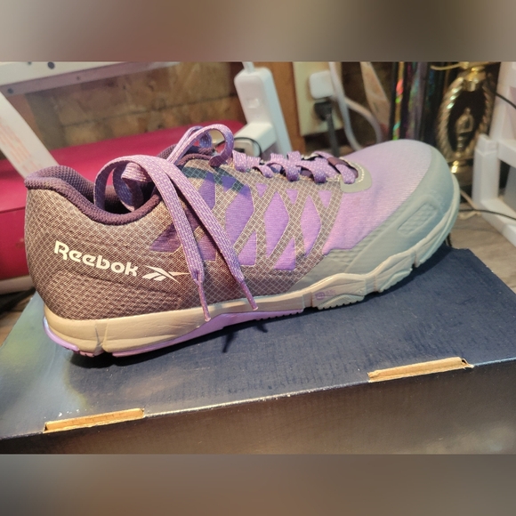 Reebok Shoes - Reeboks NEW IN BOX Work Speed Composite Toe Shoe Womans 10W‎